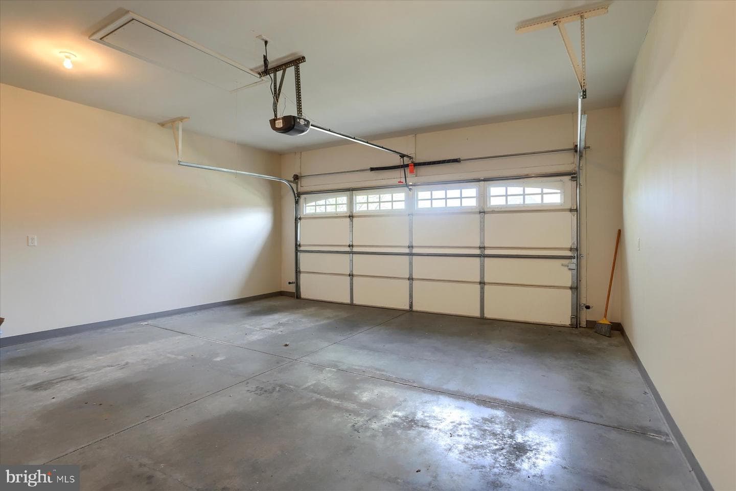 1033 Northgate Drive photo 26