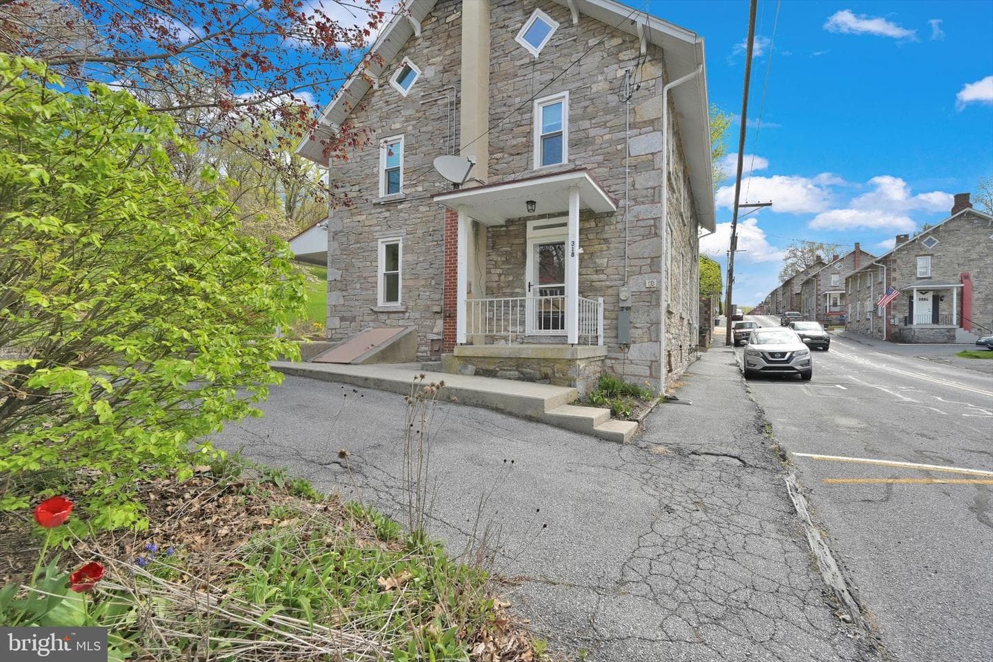318 Boyd Street photo 4