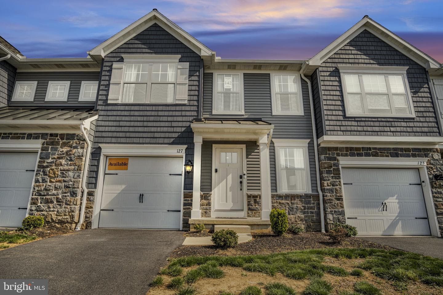 127 Beech Tree Court photo 1