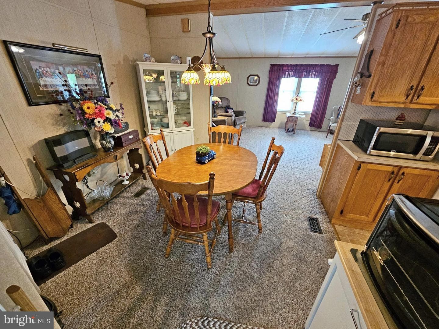 319 Maple Avenue photo 15