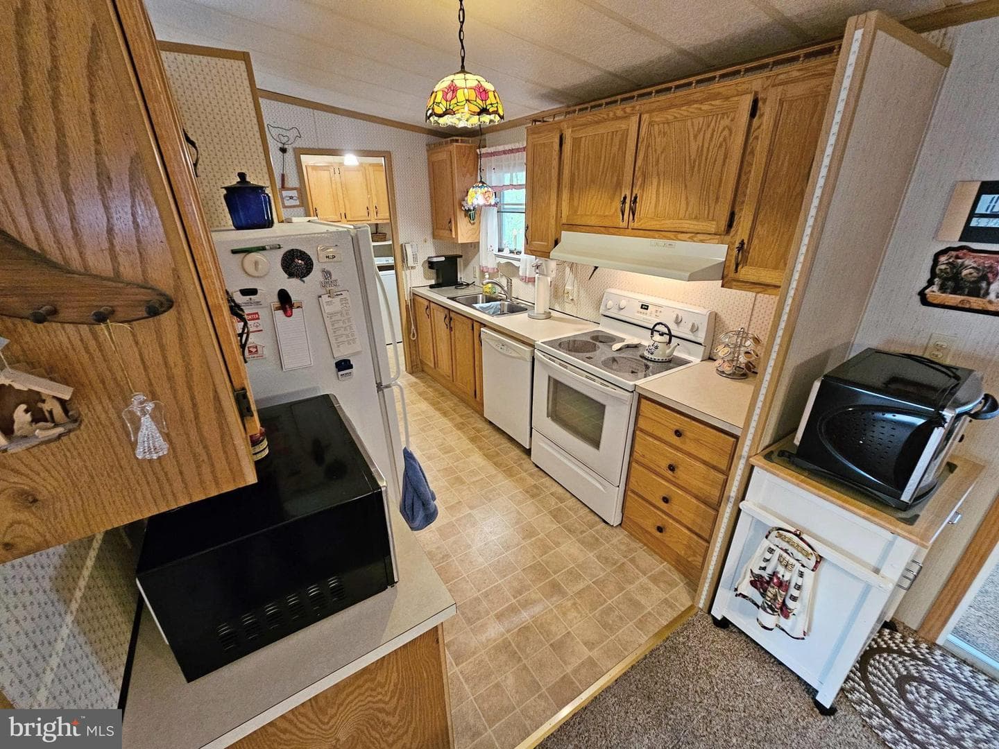 319 Maple Avenue photo 17