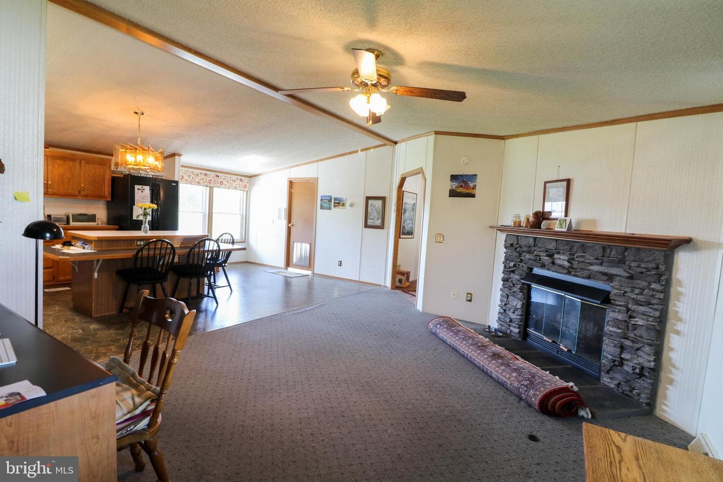 218 W Spruce Street photo 18