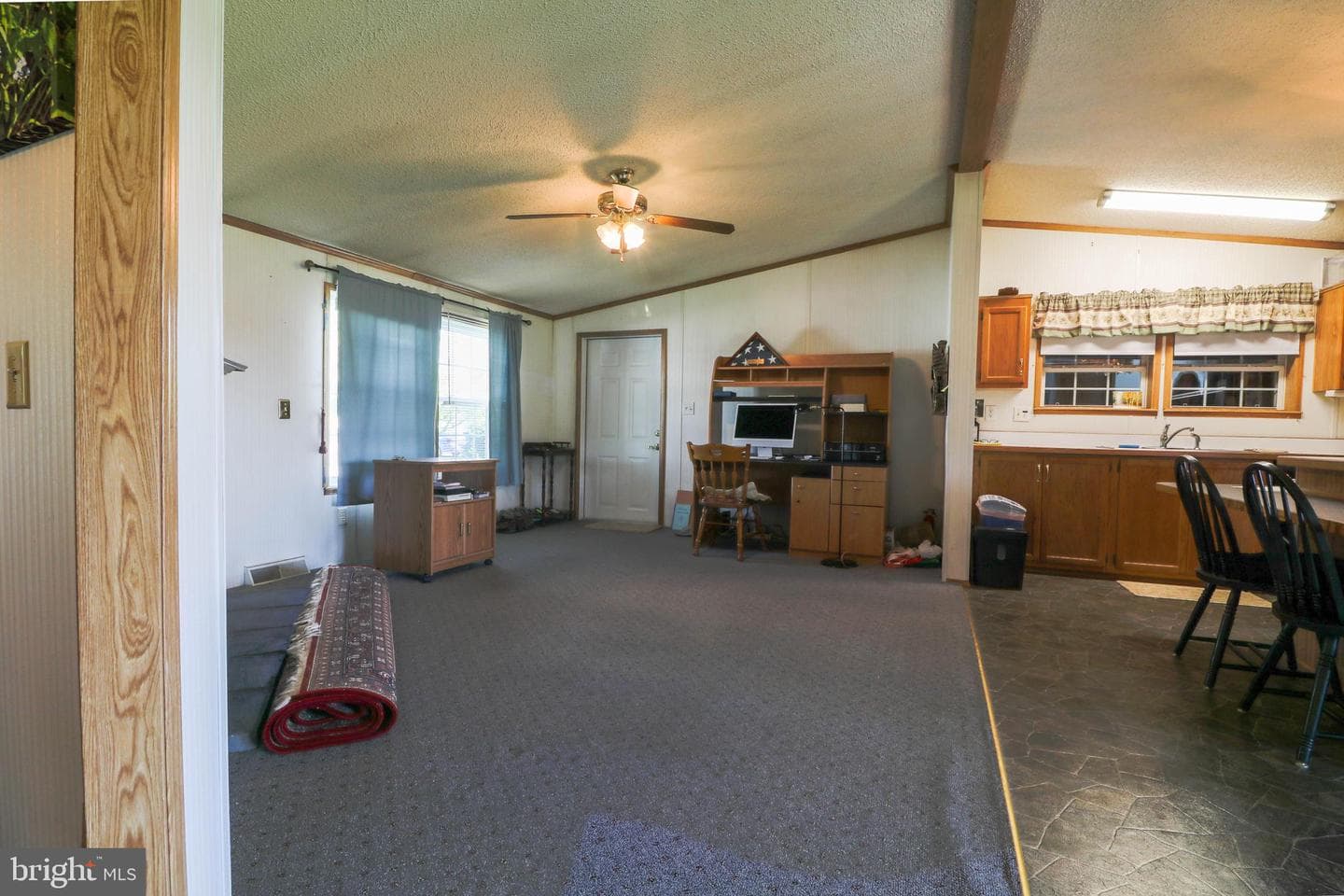 218 W Spruce Street photo 21
