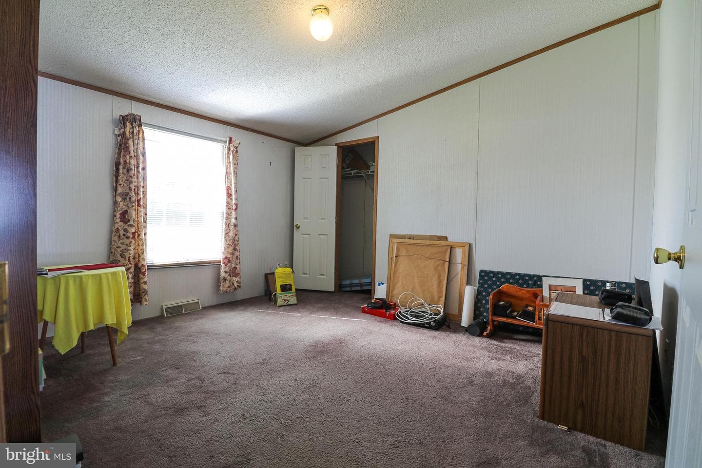 218 W Spruce Street photo 32