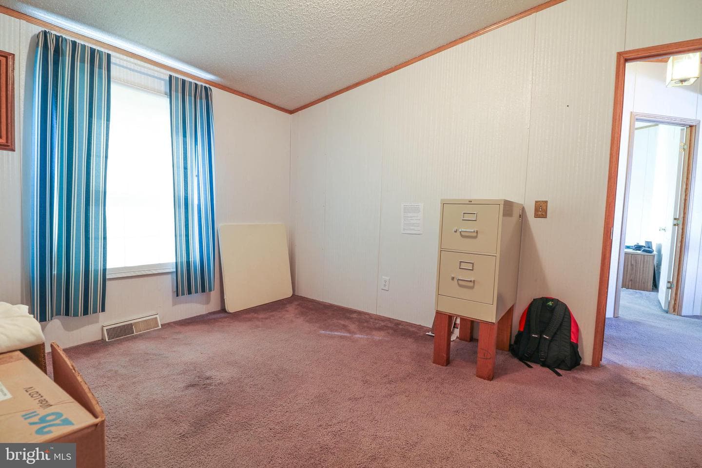218 W Spruce Street photo 34