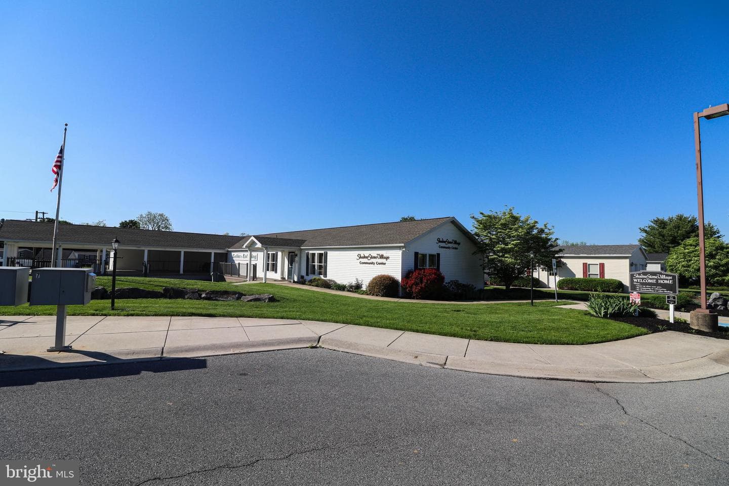 218 W Spruce Street photo 41