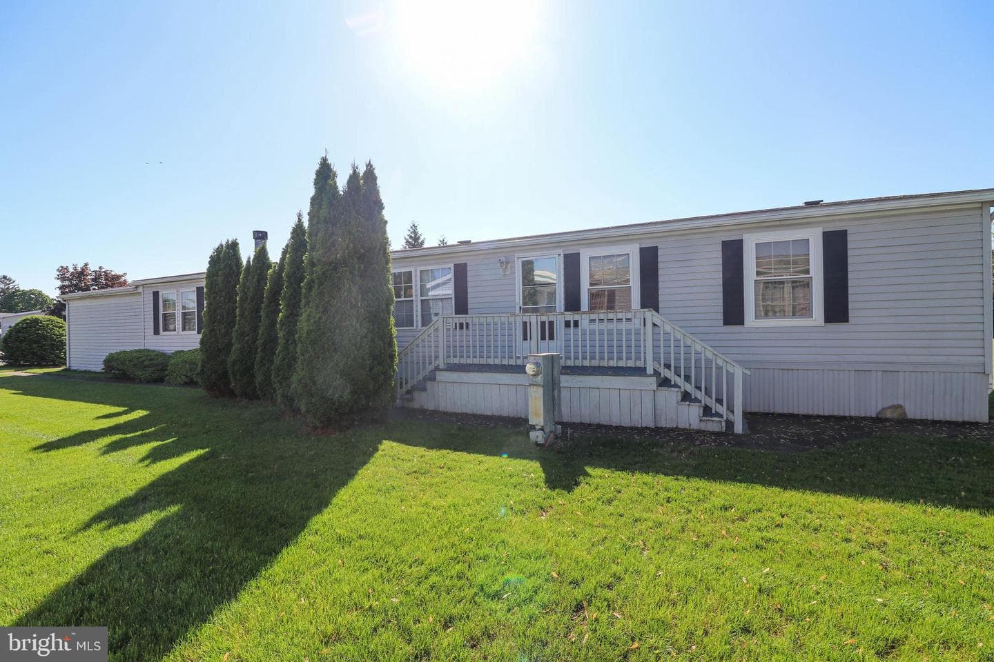 218 W Spruce Street photo 5