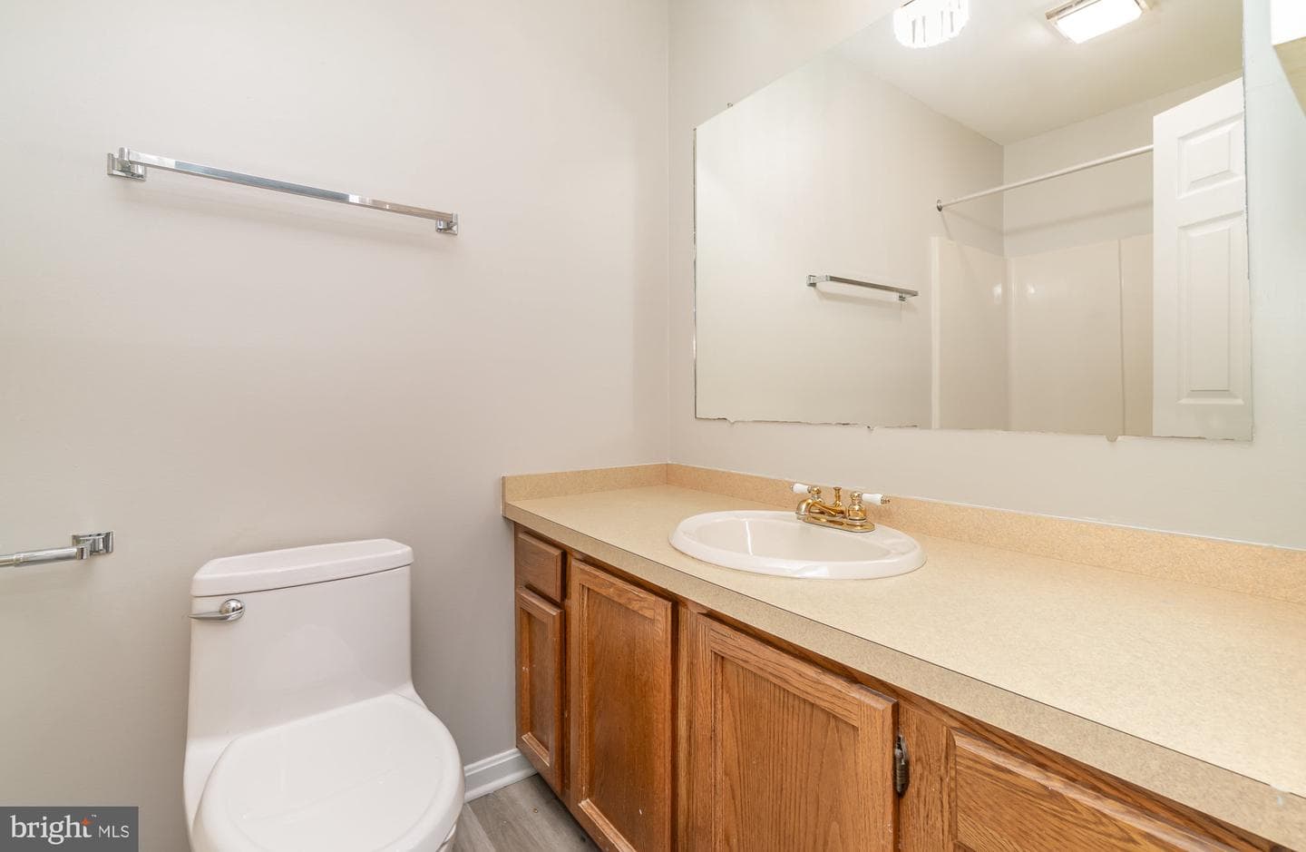 1201 Cambridge Court photo 18