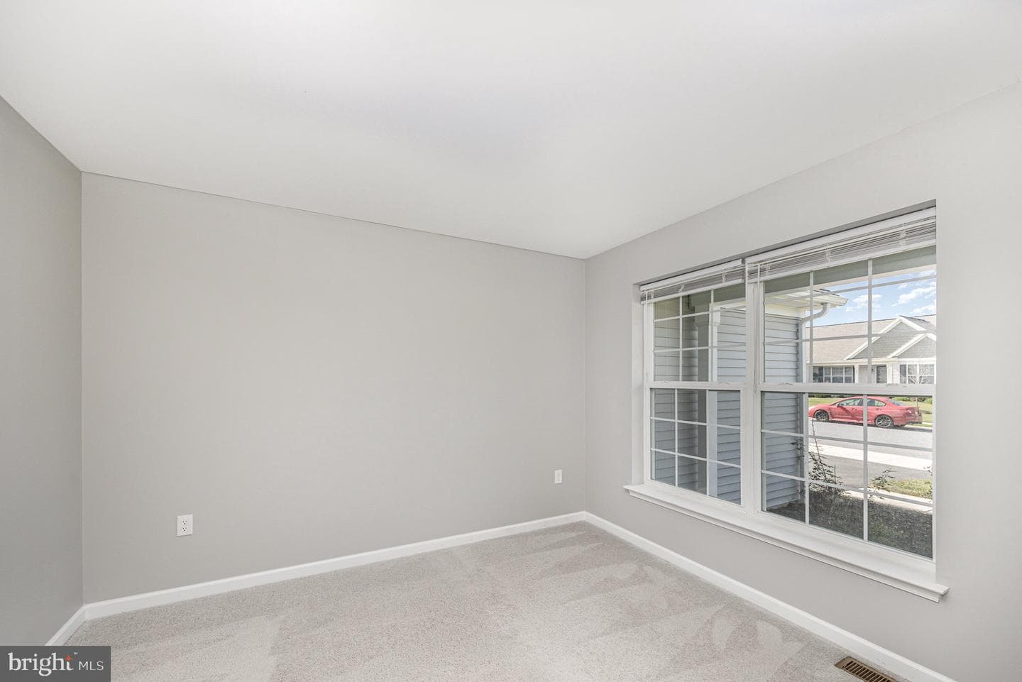 764 S Lancaster Street photo 17