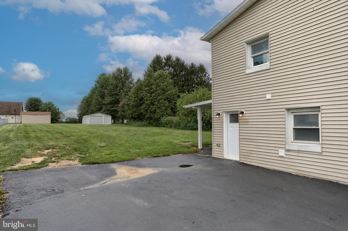 435 Mountville Drive photo 10