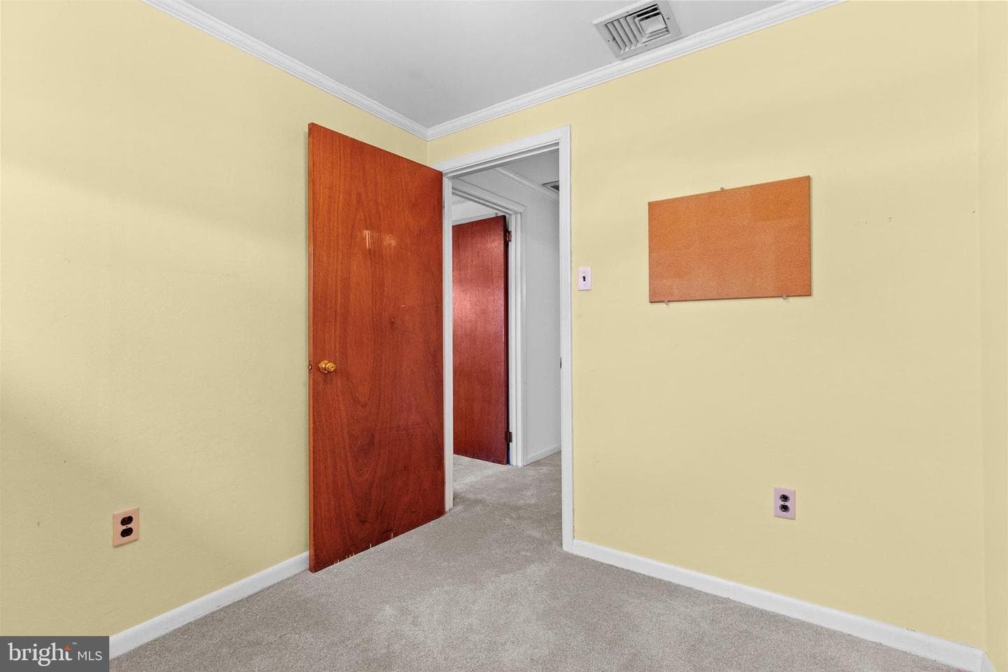 550 S Prince Street photo 16