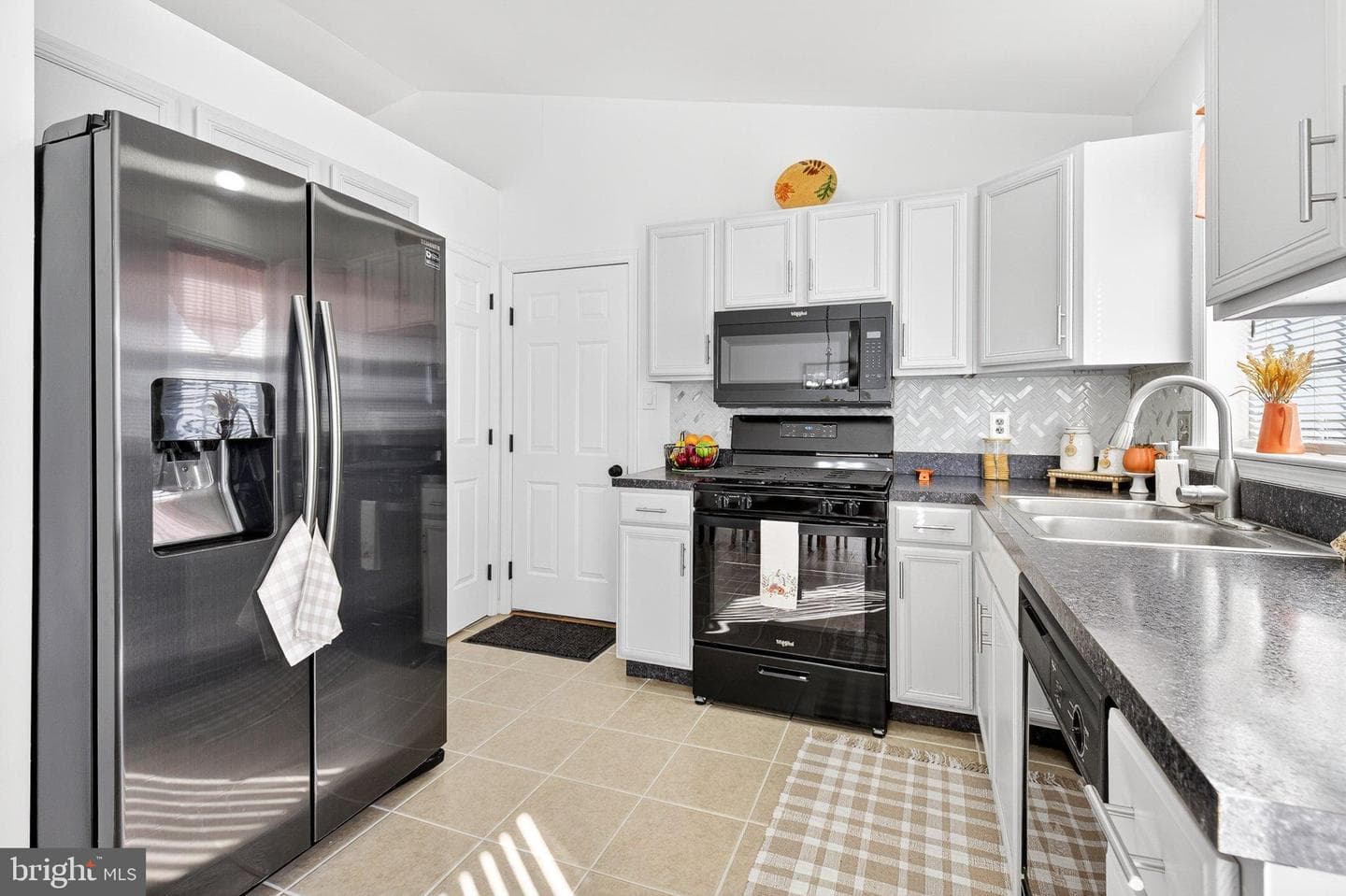 16 Aspen Way photo 4