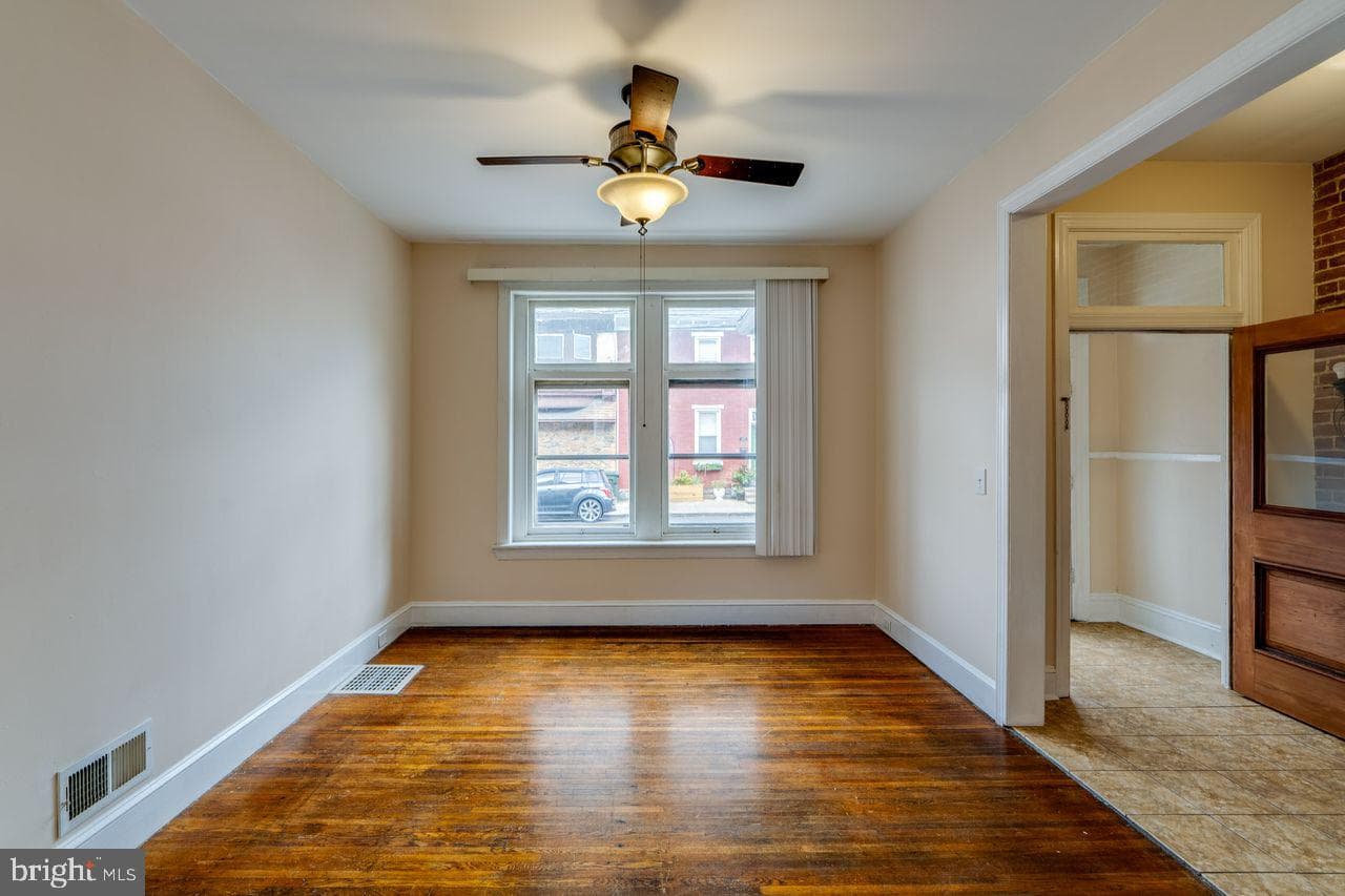 530 Lehman Street photo 9