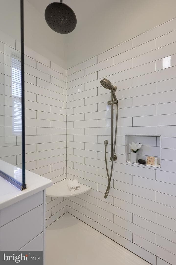 1076 Alden Way photo 46