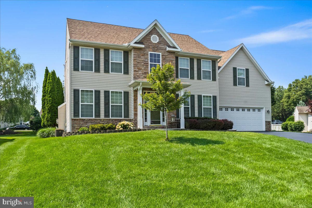 211 White Oak Circle photo 51