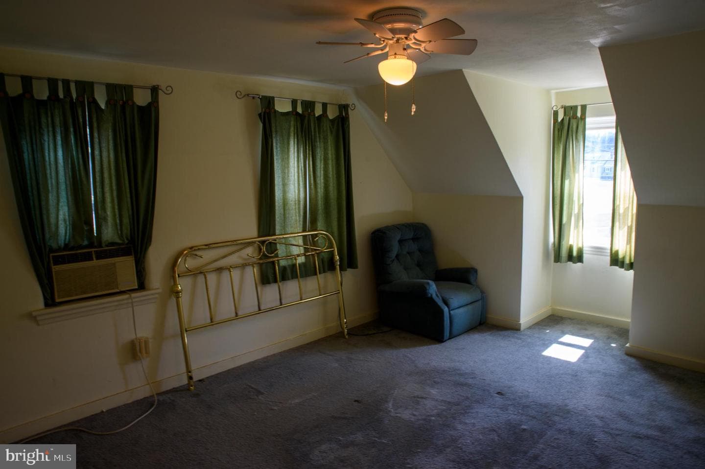 7 Ridge Avenue photo 28