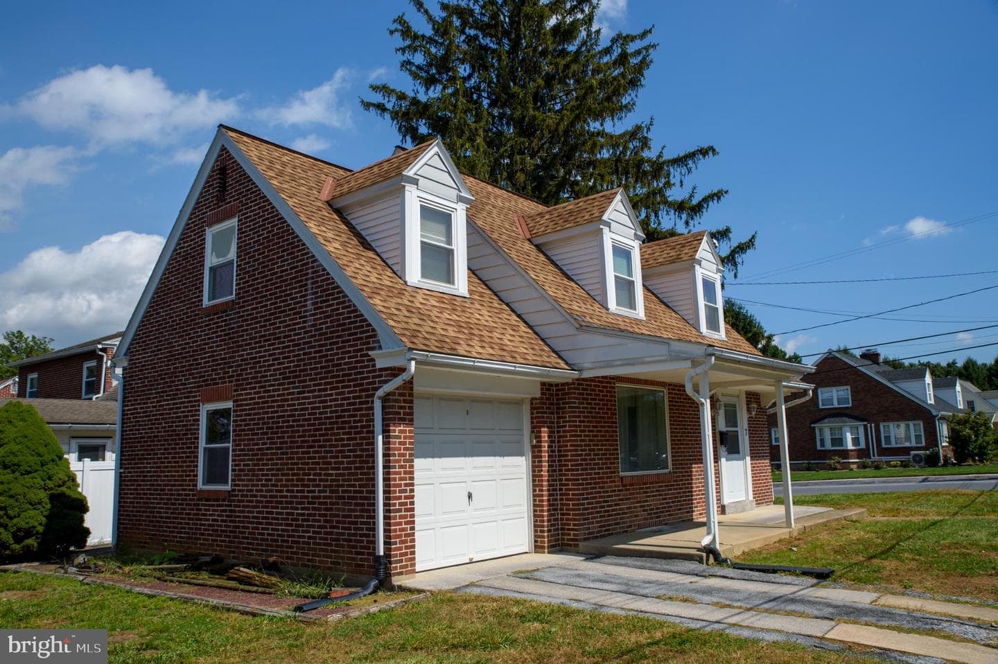 7 Ridge Avenue photo 8