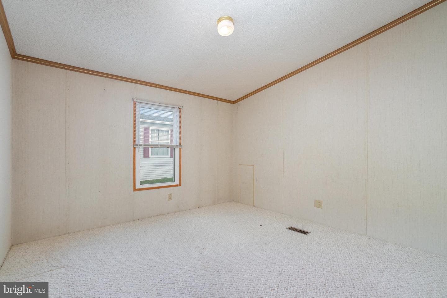 624 W Cedar Street photo 19