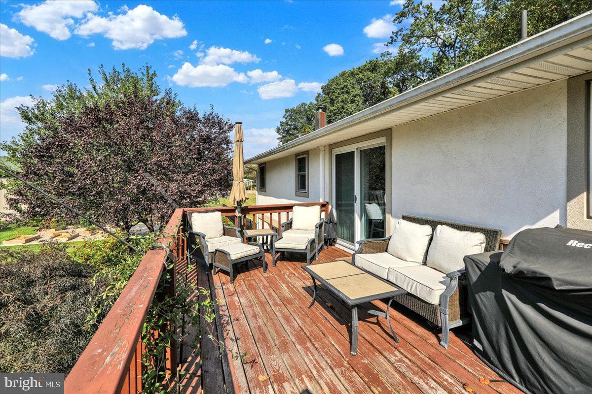 131 Distillery Road photo 30