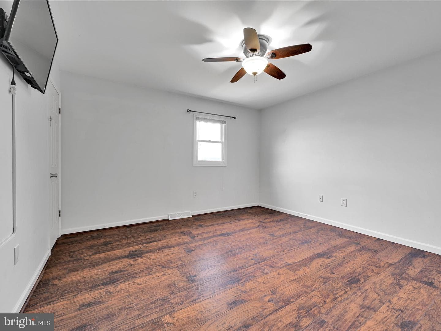 2140 Walnut Street photo 15