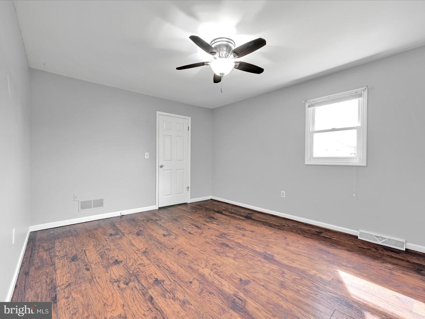 2140 Walnut Street photo 19