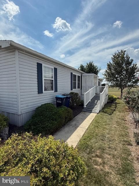 348 W Spruce Street photo 2