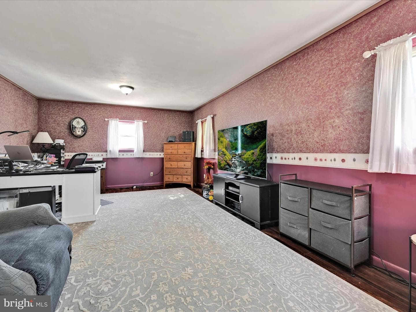 544 N College Street photo 14