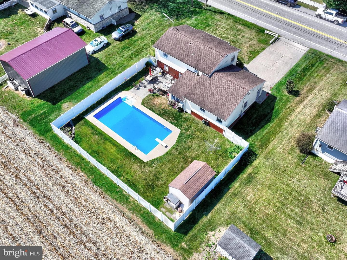 544 N College Street photo 35