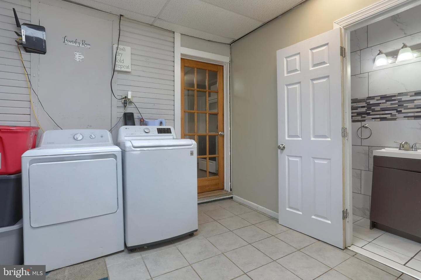 405 S 6th Street photo 19