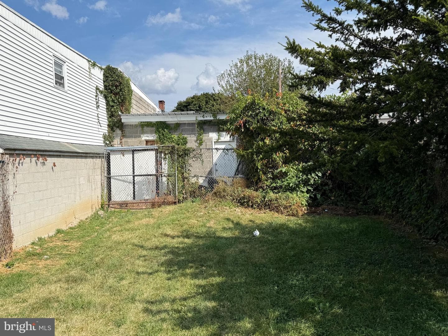 352 N 7th Street photo 5