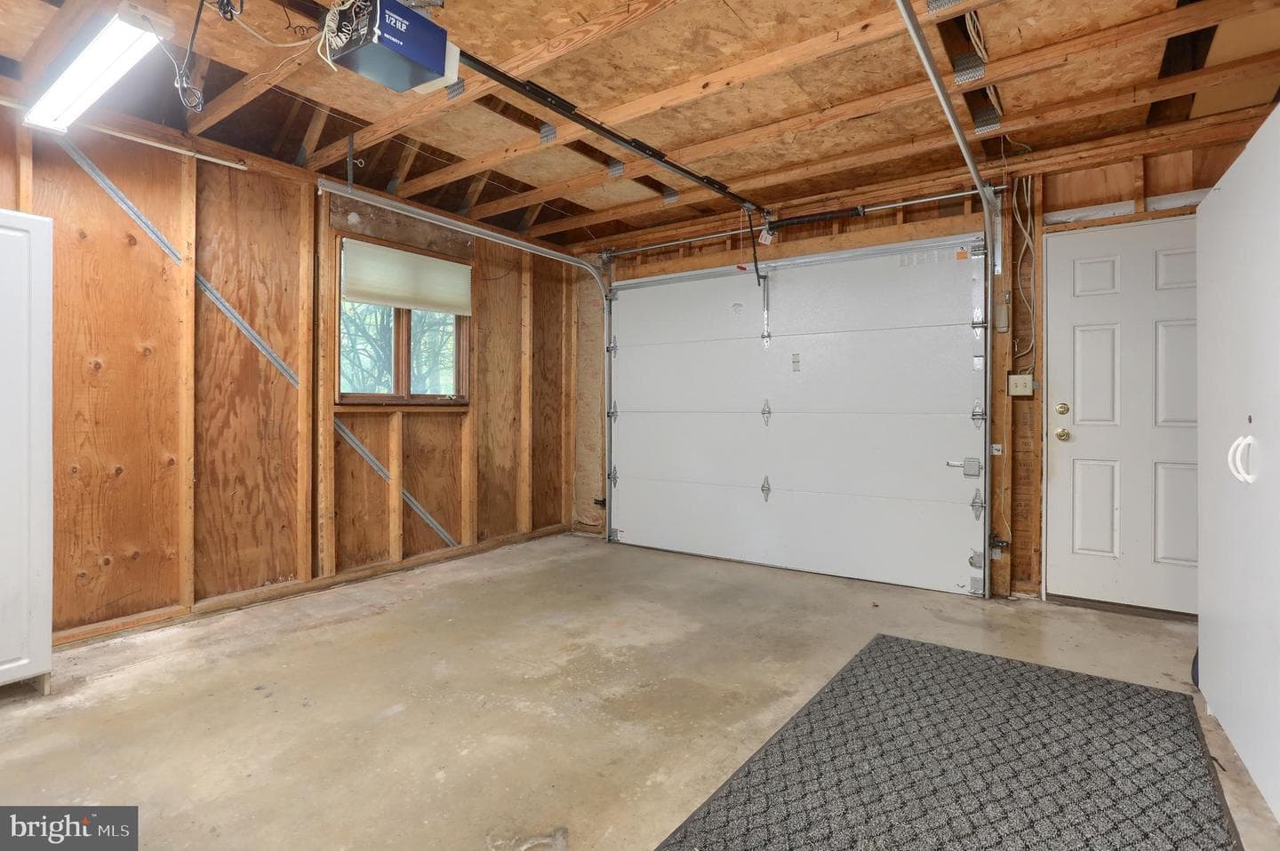 903 Tulip Tree Drive photo 24