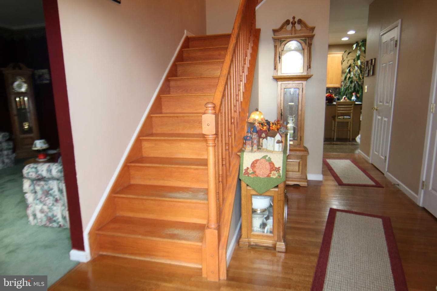 527 Royal Road photo 39