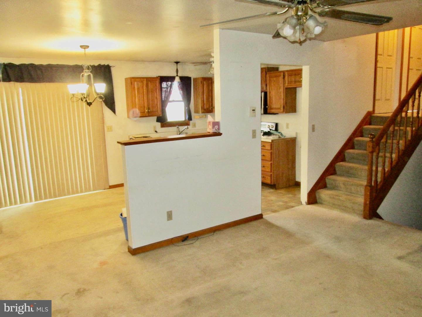 409 E Rosebud Road photo 12