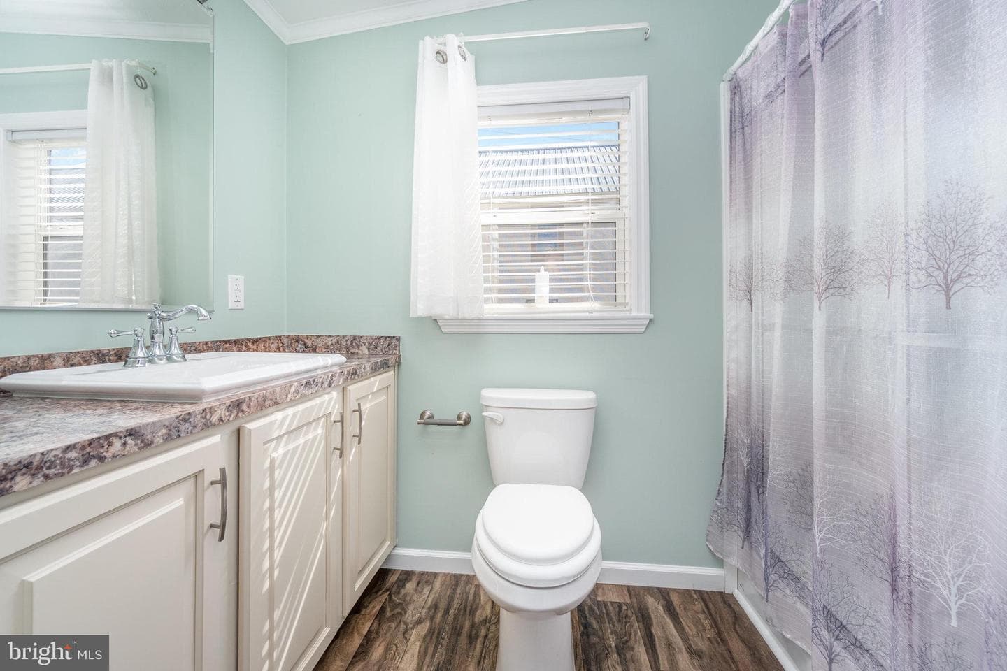 421 N Railroad Street photo 13