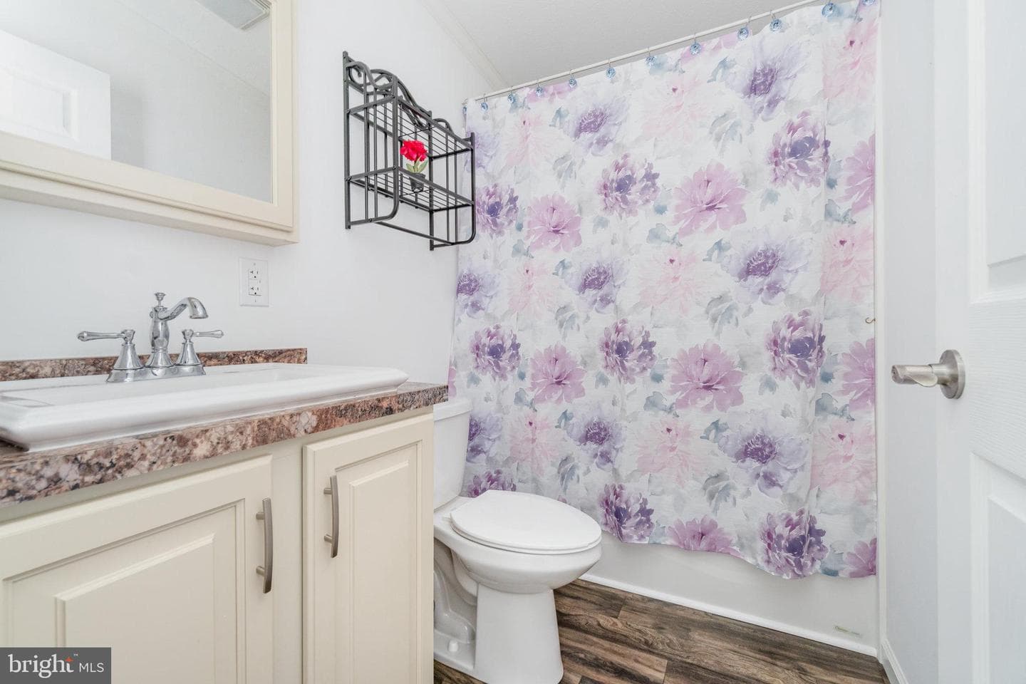421 N Railroad Street photo 16
