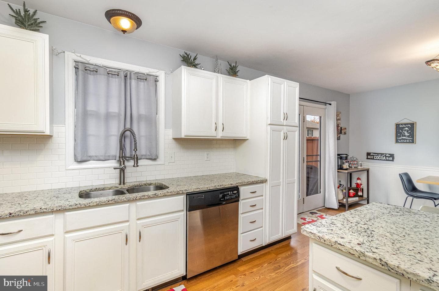 2083 Greystone Drive photo 12