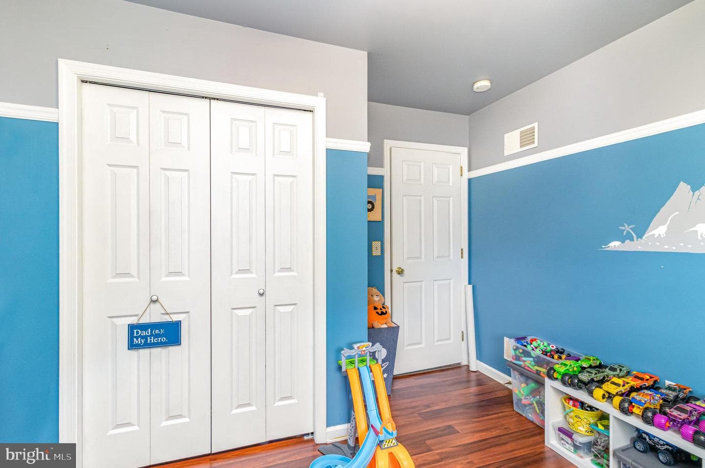 2083 Greystone Drive photo 18