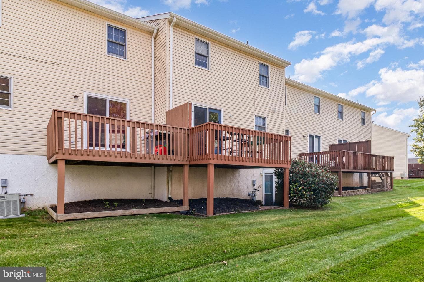 2083 Greystone Drive photo 29