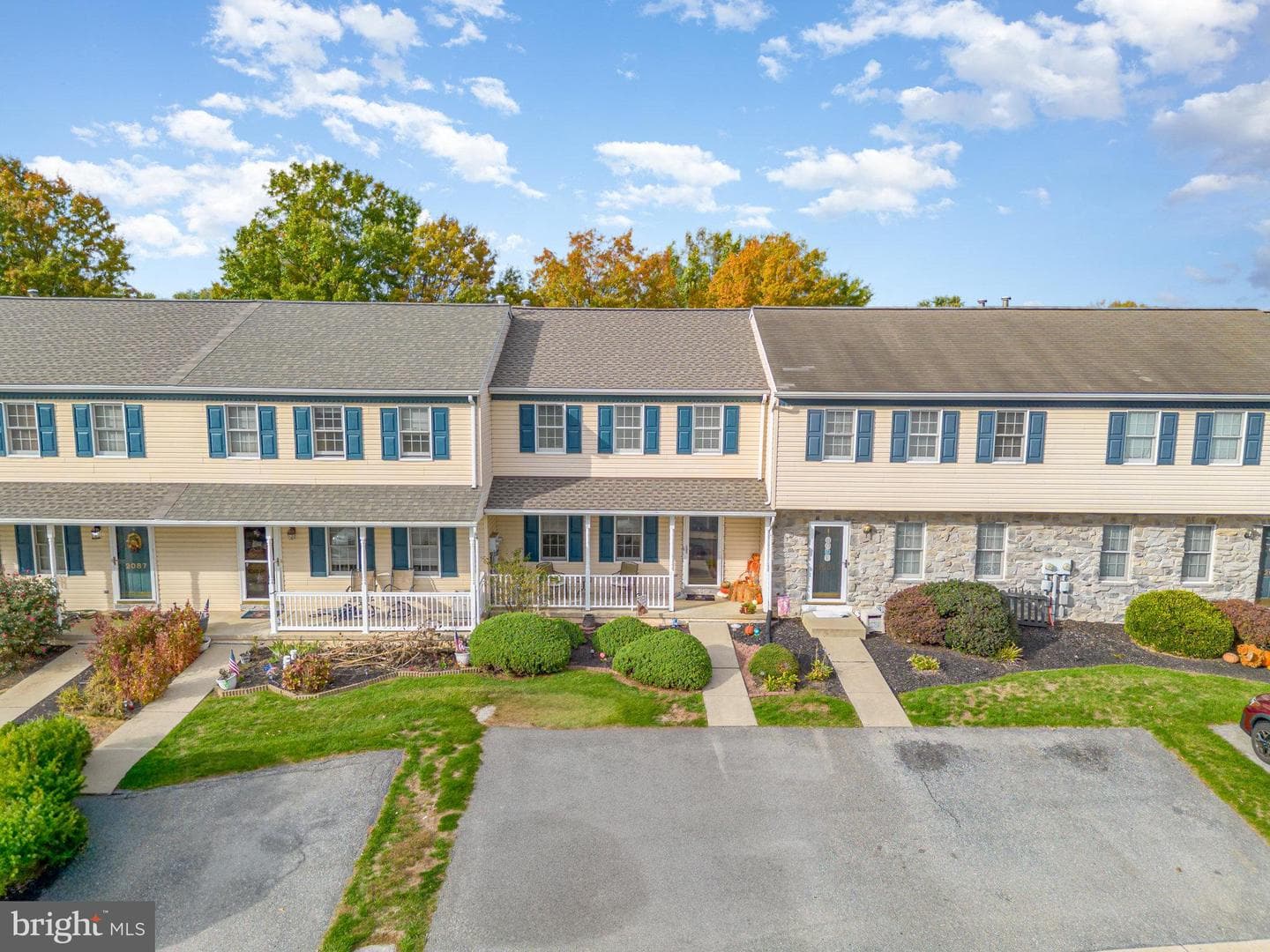 2083 Greystone Drive photo 30