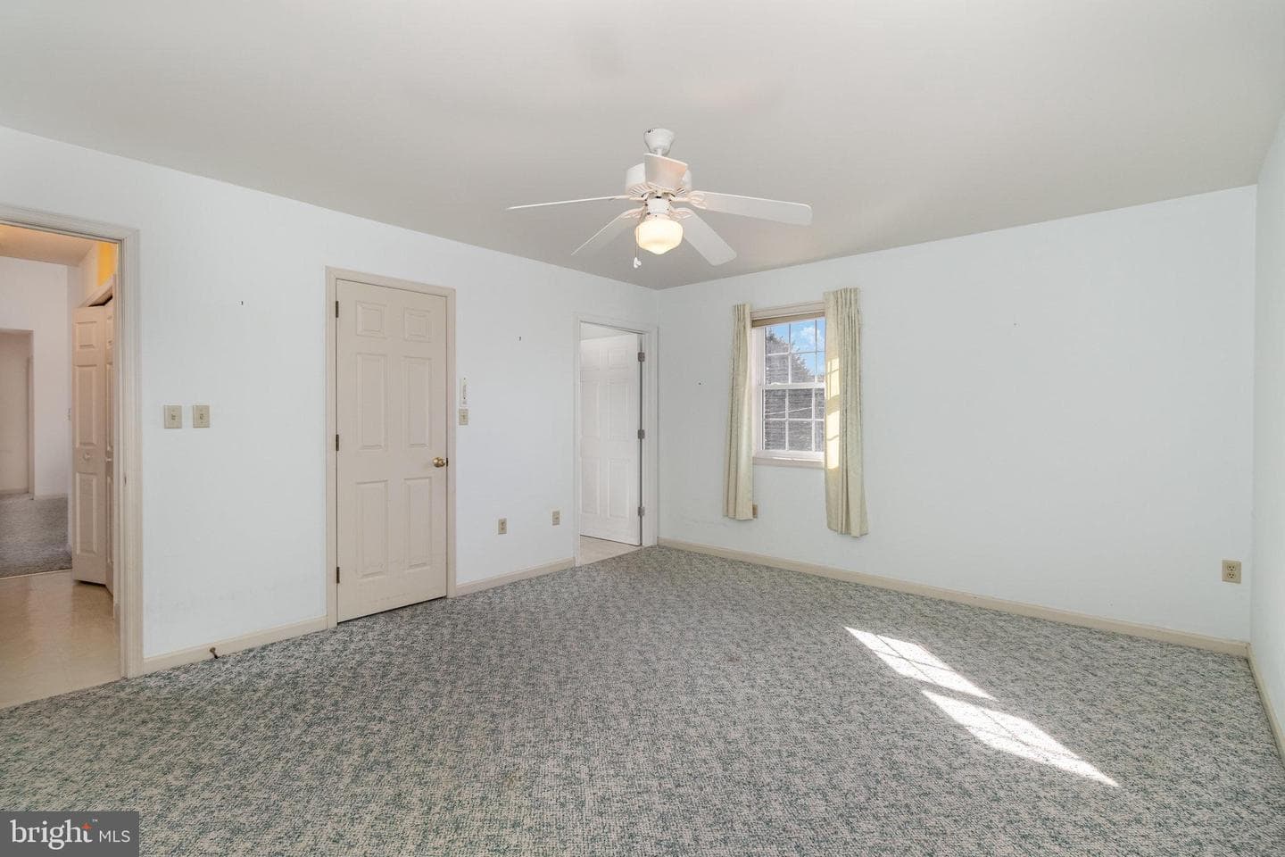15 Lakeview Drive photo 22