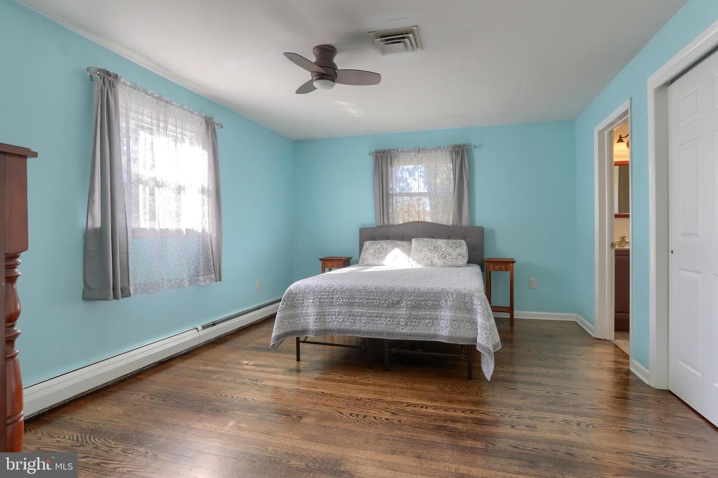 508 Noble Street photo 20