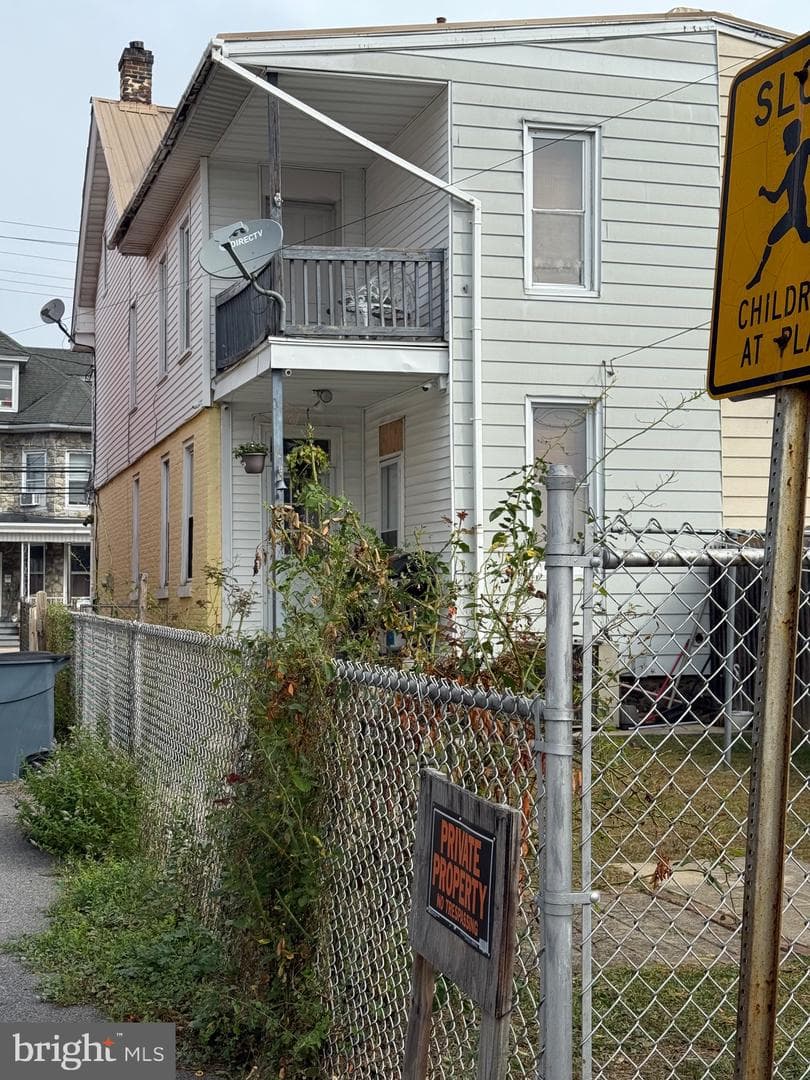 130 Lehman Street photo 3