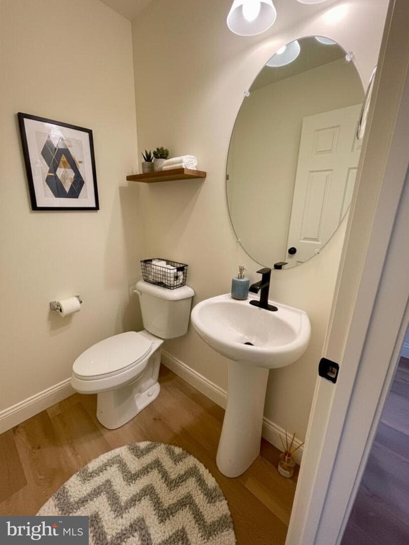 305 Jasmine Drive photo 15
