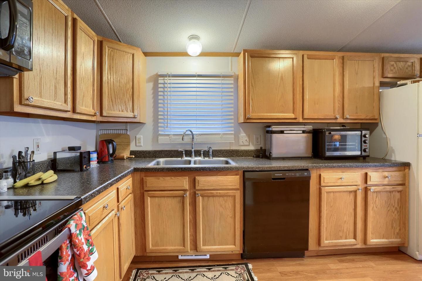 24 Reo Dr photo 15