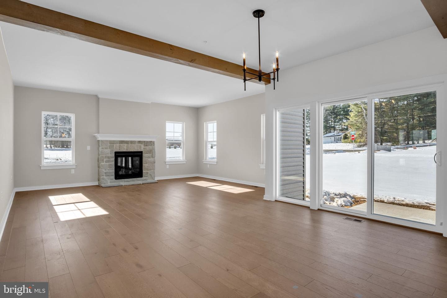 139 Alexandria Drive photo 6