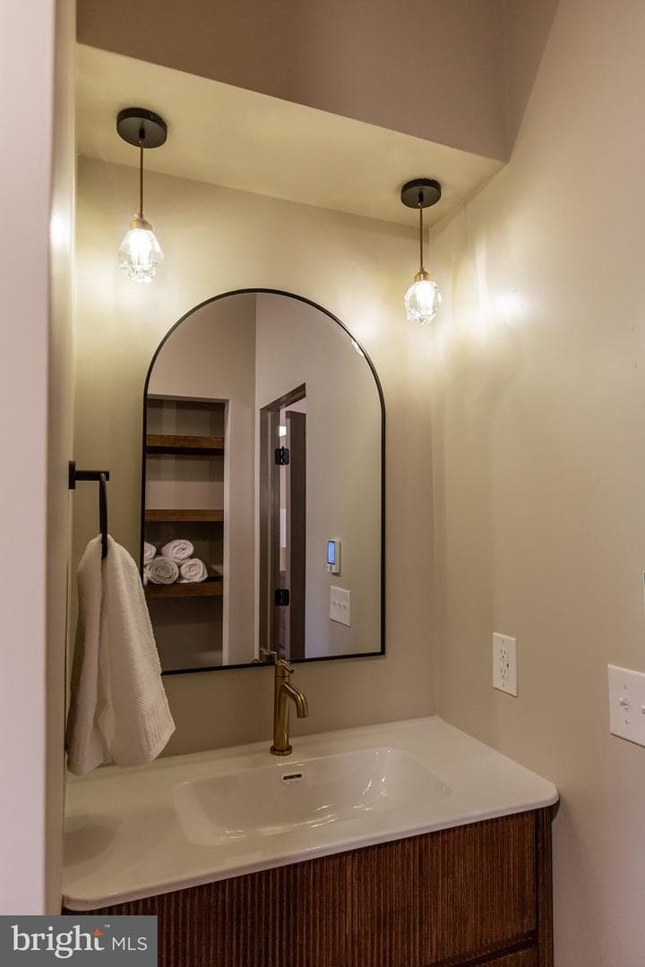 425 Yale Avenue photo 39