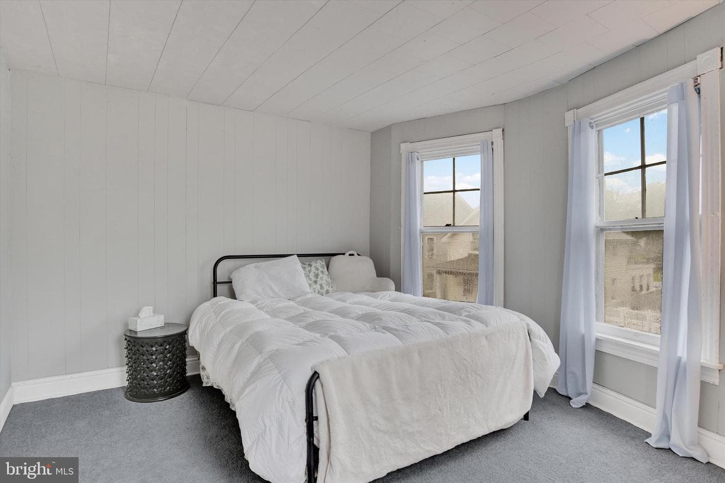 51 S Manheim Street photo 16