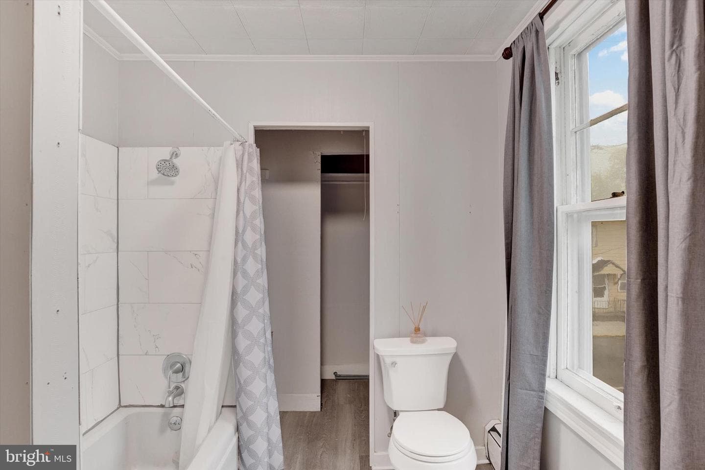 51 S Manheim Street photo 18