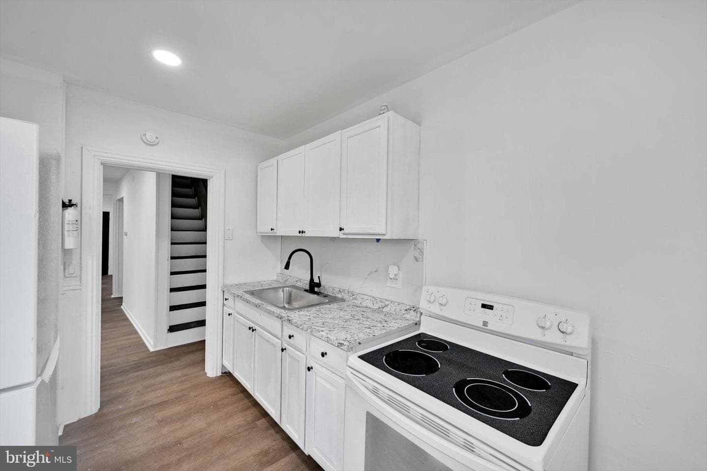 335 S 9th Street photo 9