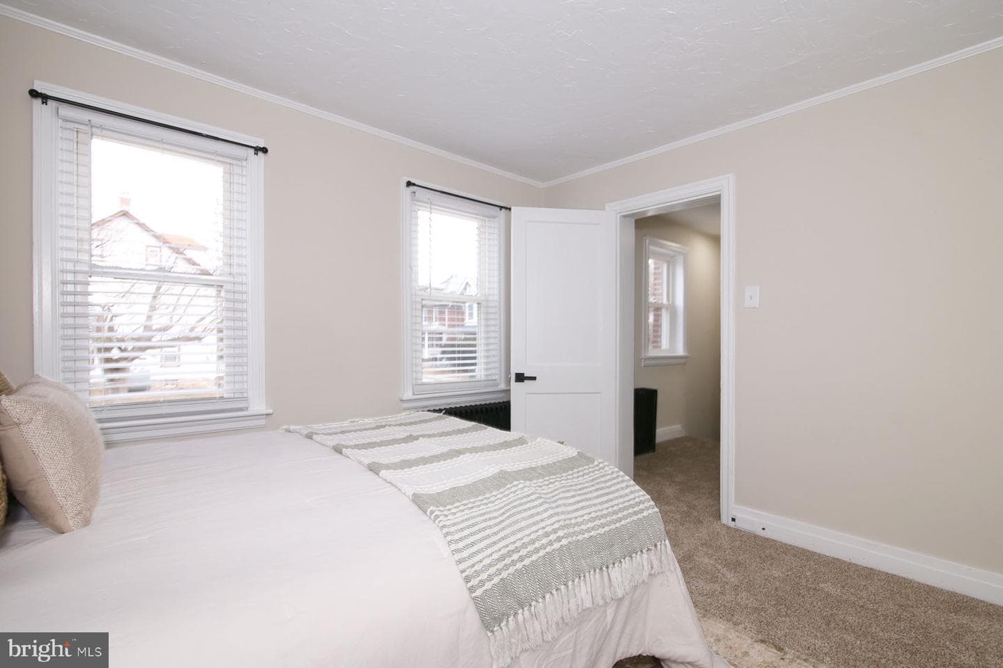 401 S Lincoln Avenue photo 34